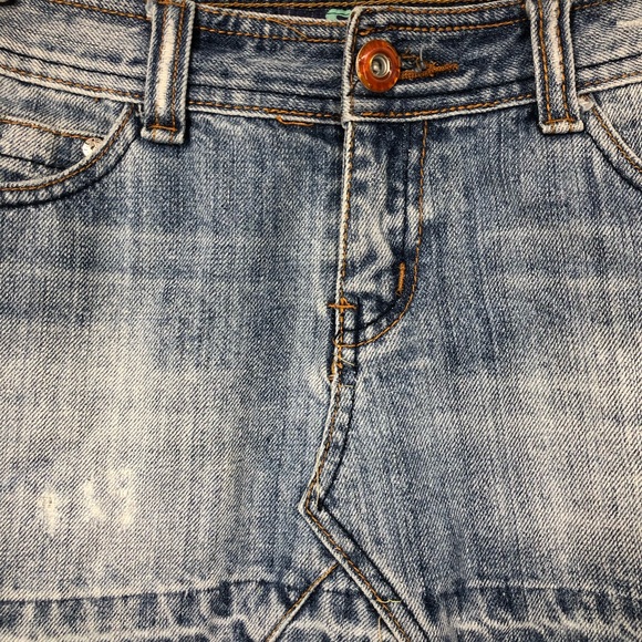 Denim Mini Distressed Skirt by HFH Advocacy Induct 2006 Orange Button SZ M - Picture 2 of 12
